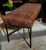 Banqueta Cuero Chocolate Vintage, Estructura hierro X. Medidas 120 x 40 x 45 cms. (Copia)
