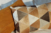 Cojín Almohadón 100% Cuero, Patchwork Triángulos Marrones y Grises, medida 40 x 60 cms.